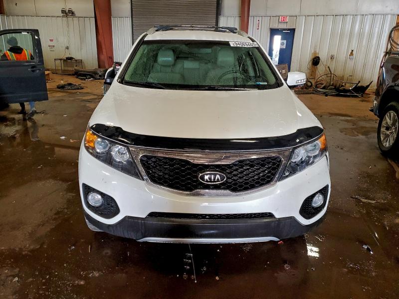 Photo 5 from auction – 2012 KIA SORENTO EX with VIN 5XYKU4A66CG208681