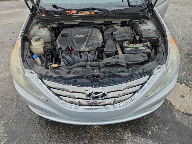 Photo 11 from auction – 2013 HYUNDAI SONATA SE with VIN 5NPEC4AC6DH523187