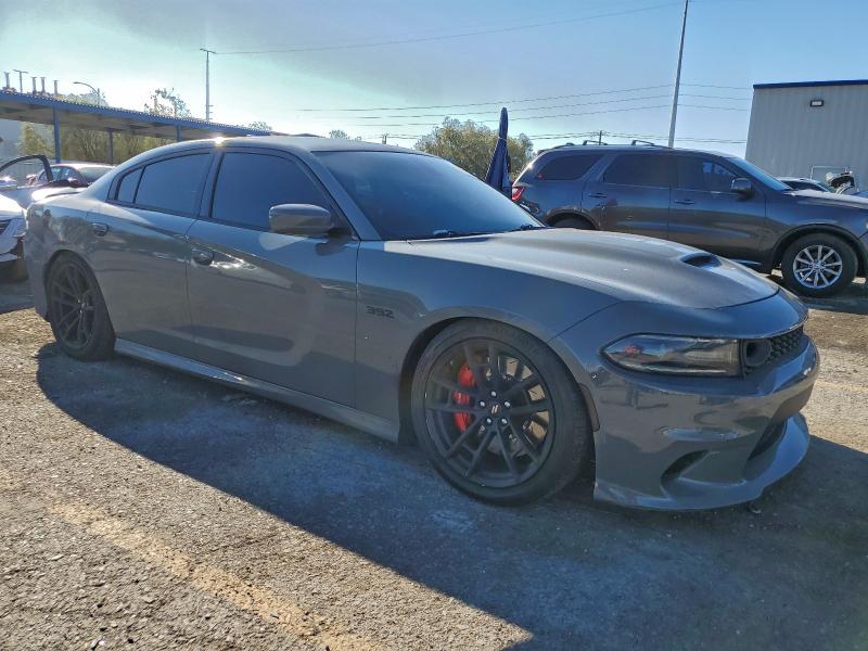 Photo 4 from auction – 2018 DODGE CHARGER R/ with VIN 2C3CDXGJ8JH186994