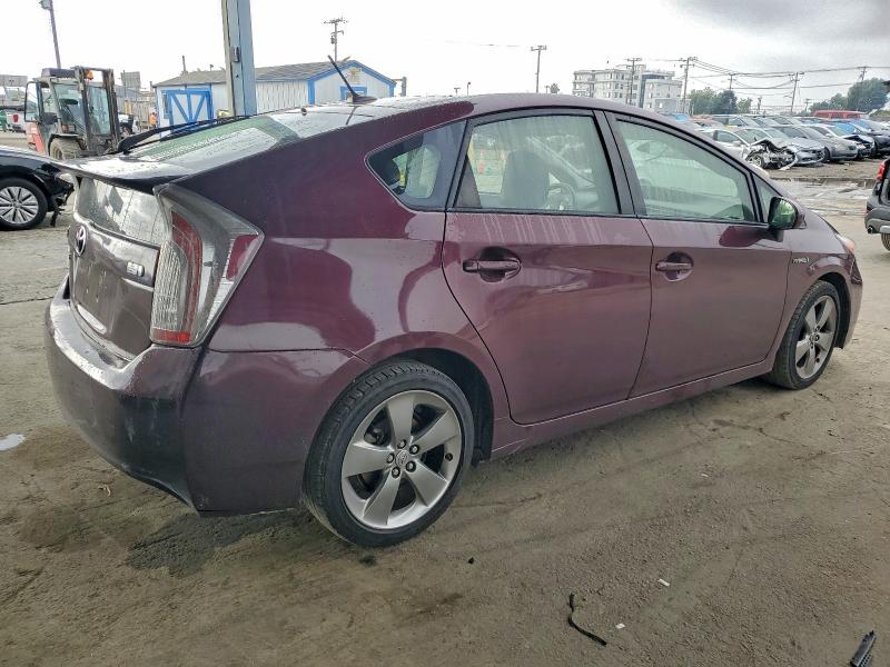 Photo 3 from auction – 2013 TOYOTA PRIUS with VIN JTDKN3DU4D5577695