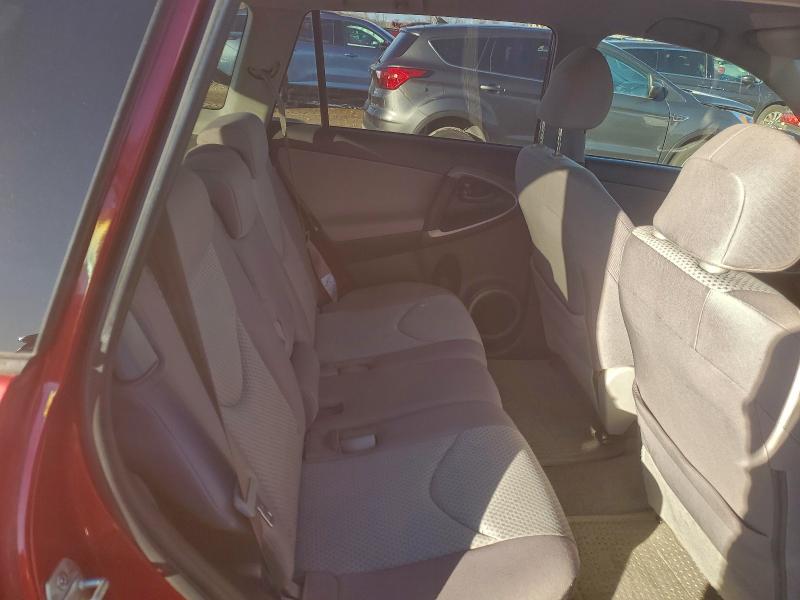 Photo 10 from auction – 2006 TOYOTA RAV4 with VIN JTMBD33V266006460