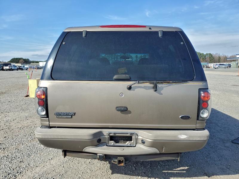 Photo 6 from auction – 2002 FORD EXPEDITION with VIN 1FMPU18L72LA69756