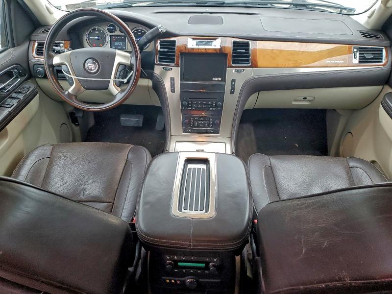 Photo 8 from auction – 2011 CADILLAC ESCALADE E with VIN 1GYS4KEF0BR225615