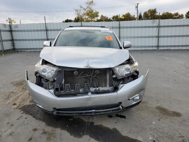 Photo 5 from auction – 2011 TOYOTA HIGHLANDER with VIN 5TDZK3EH4BS027199