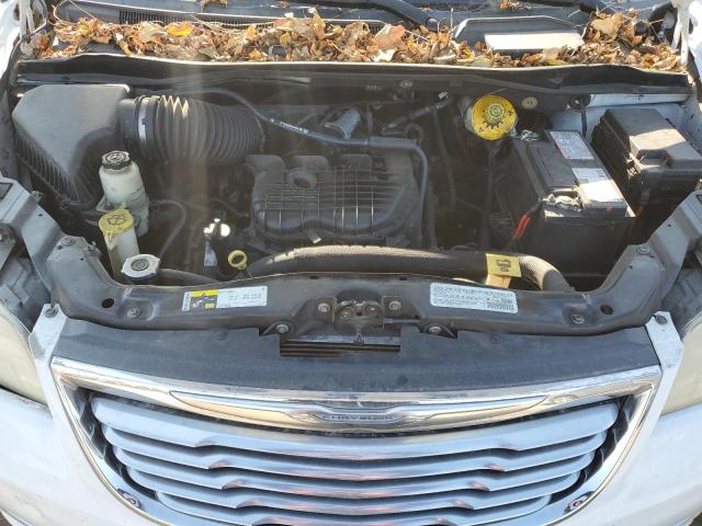 Photo 12 from auction – 2014 CHRYSLER TOWN & COU with VIN 2C4RC1BG4ER434711