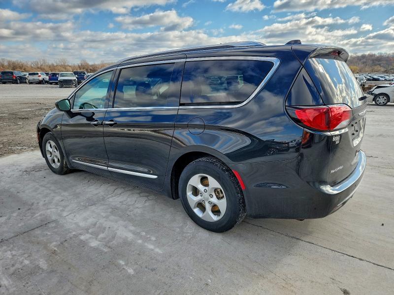 Photo 2 from auction – 2017 CHRYSLER PACIFICA T with VIN 2C4RC1EG3HR796643