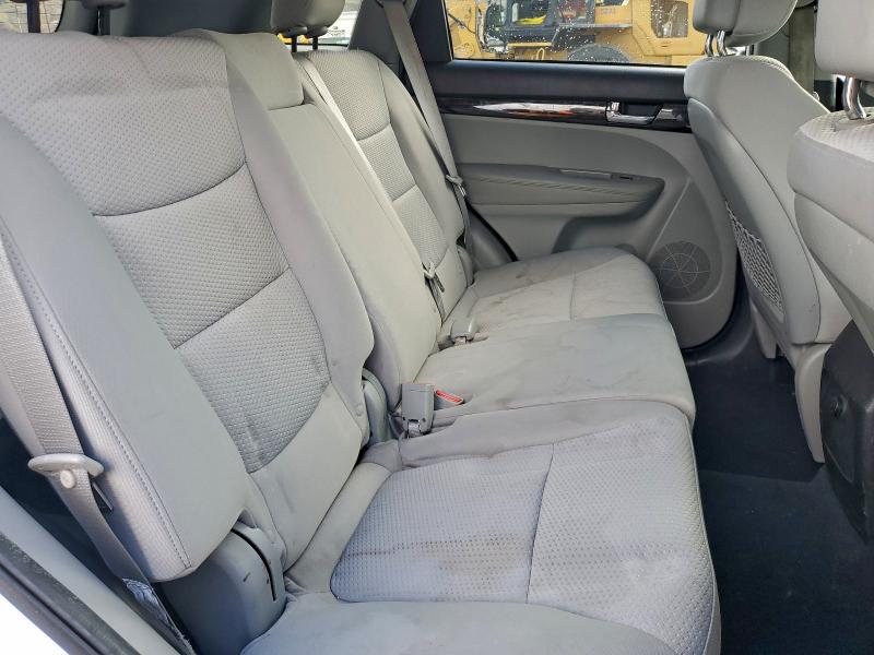 Photo 10 from auction – 2011 KIA SORENTO BA with VIN 5XYKT3A10BG007570