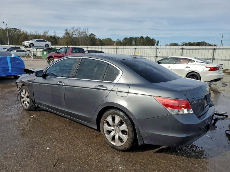 Photo 2 from auction – 2010 HONDA ACCORD EXL with VIN 1HGCP2F83AA079761