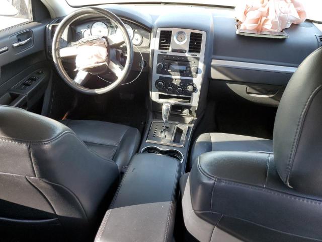 Photo 8 from auction – 2010 CHRYSLER 300 with VIN 2C3CA5CVXAH167899
