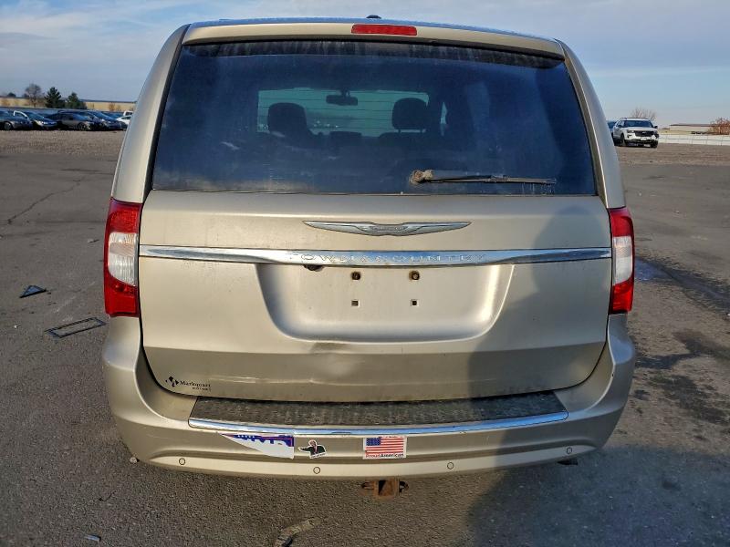 Photo 6 from auction – 2012 CHRYSLER TOWN & COU with VIN 2C4RC1BGXCR237300