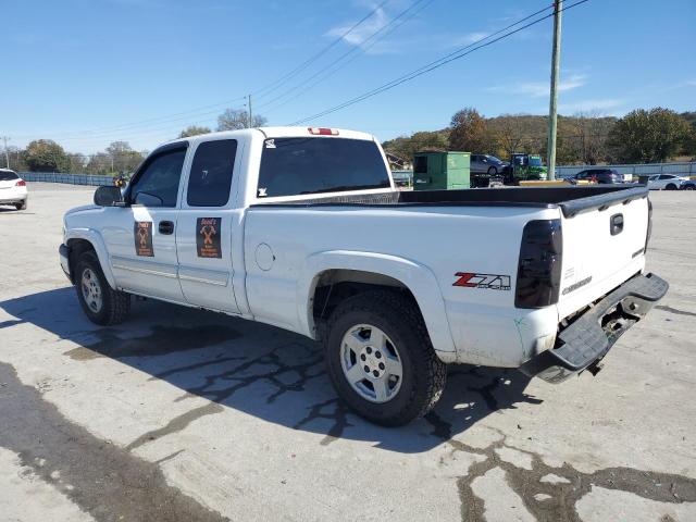 Photo 2 from auction – 2004 CHEVROLET SILVERADO with VIN 1GCEK19T04E123681