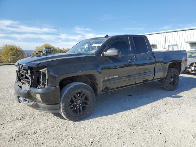 CHEVROLET SILVERADO 2018 with VIN 1GCVKREC3JZ212301 - Photo from auction
