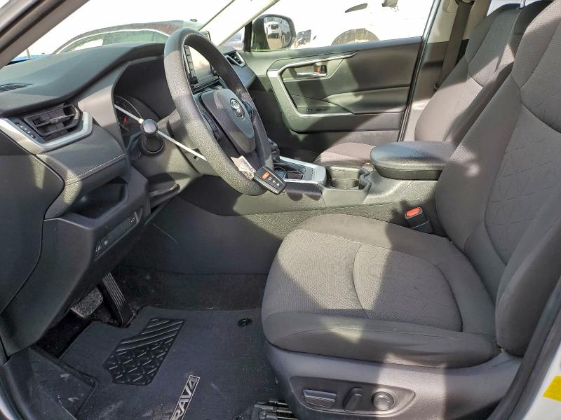 Photo 7 from auction – 2019 TOYOTA RAV4 XLE with VIN JTMP1RFV1KD513918