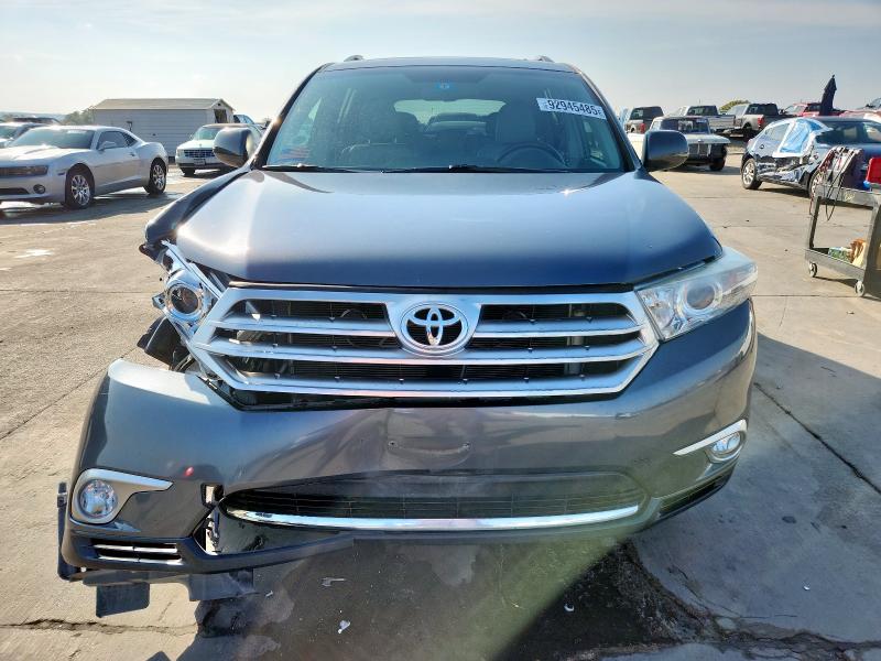 Photo 5 from auction – 2013 TOYOTA HIGHLANDER with VIN 5TDZK3EH6DS089898