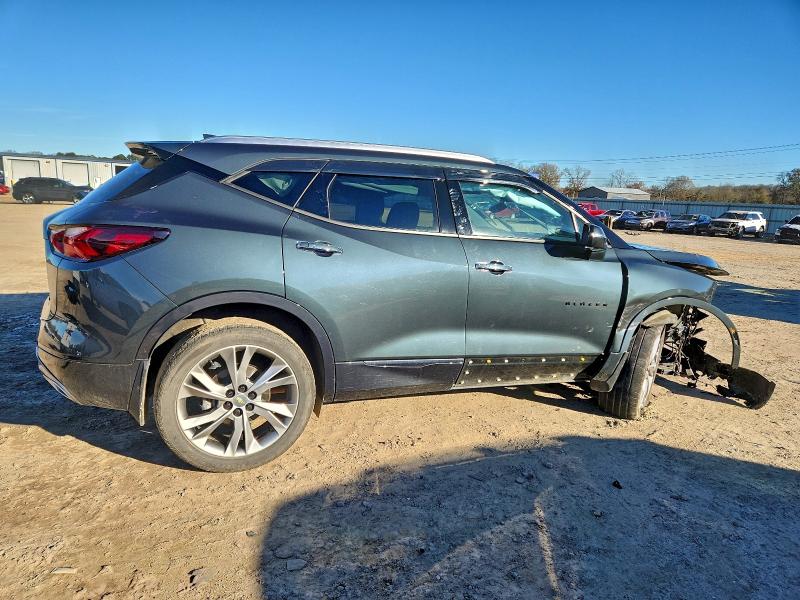 Photo 3 from auction – 2019 CHEVROLET BLAZER PRE with VIN 3GNKBFRS8KS685765