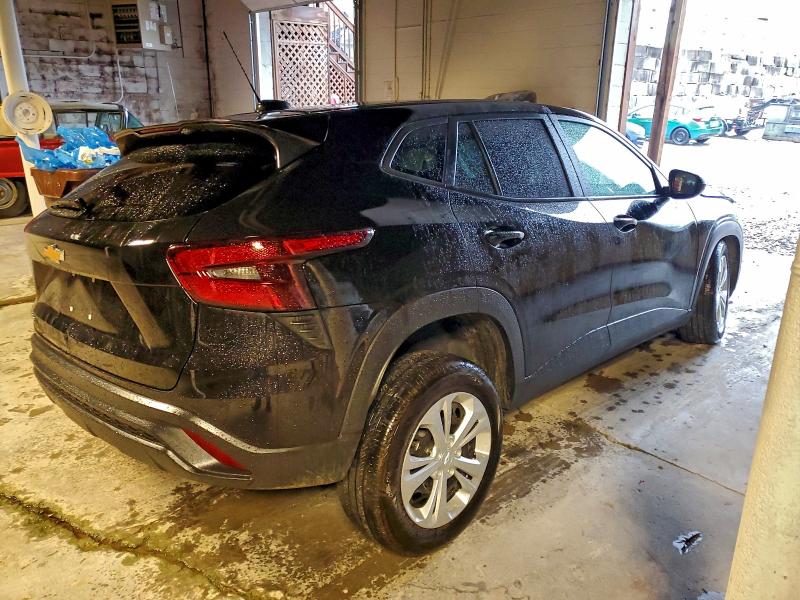 Photo 3 from auction – 2024 CHEVROLET TRAX LS with VIN KL77LFE27RC244076
