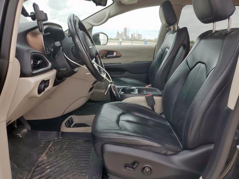 Photo 7 from auction – 2018 CHRYSLER PACIFICA T with VIN 2C4RC1BG9JR144703