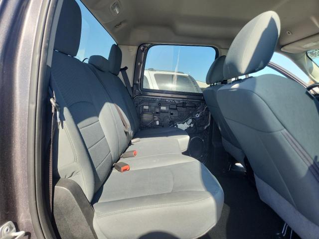 Photo 10 from auction – 2018 RAM 1500 ST with VIN 1C6RR6KT3JS305142