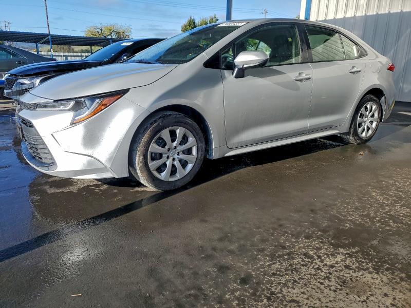 TOYOTA COROLLA LE 2023 with VIN JTDB4MEE3PJ006386 - Photo from auction