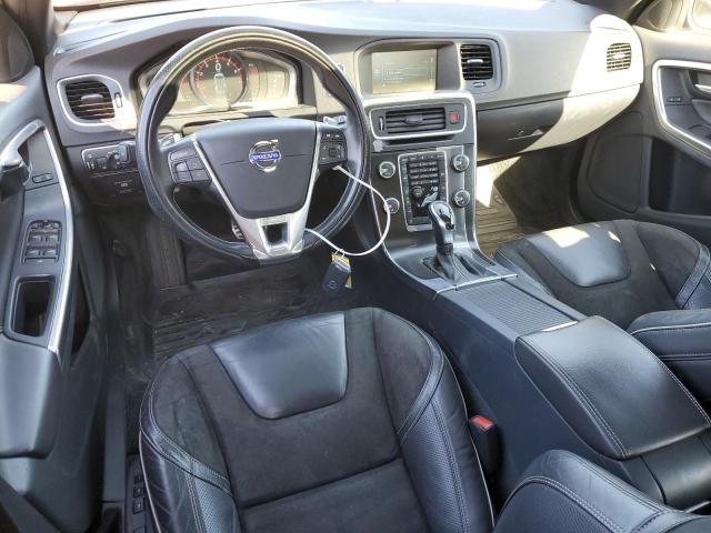 Снимка 8 от търг – 2015 VOLVO V60 R DESI с VIN YV1902SG1F1190613