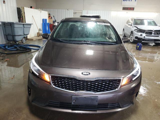 Photo 5 from auction – 2017 KIA FORTE LX with VIN 3KPFL4A76HE132588