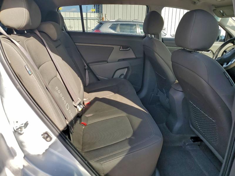 Photo 11 from auction – 2012 KIA SPORTAGE E with VIN KNDPCCA28C7349166