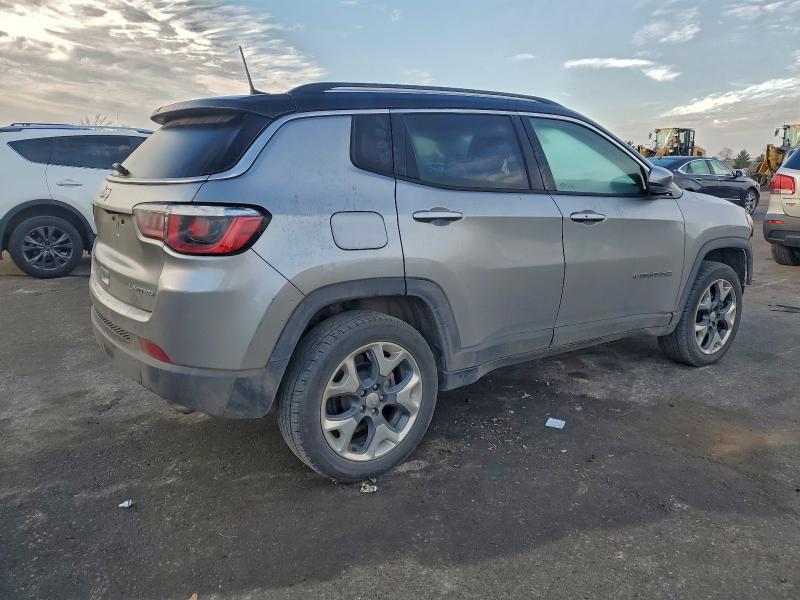 Photo 3 from auction – 2018 JEEP COMPASS with VIN 3C4NJDCB5JT266321