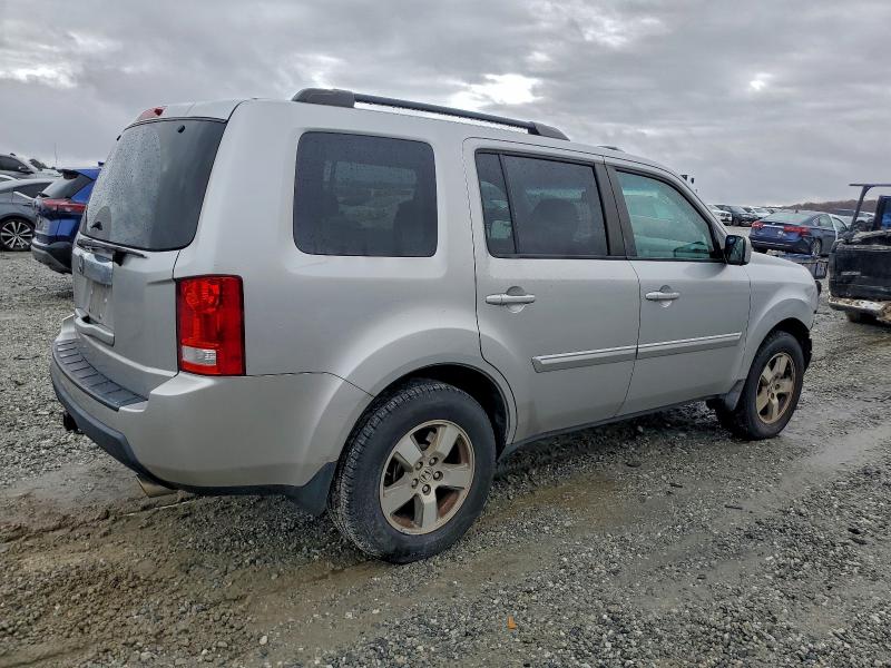Photo 3 from auction – 2010 HONDA PILOT EXL with VIN 5FNYF3H51AB016987