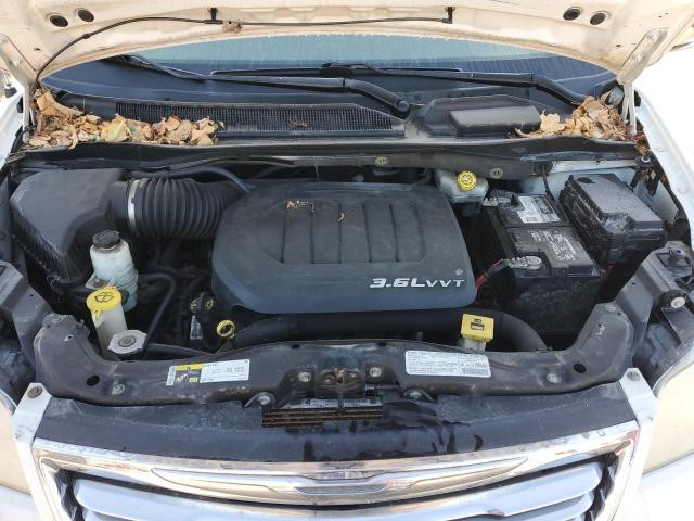 Photo 12 from auction – 2013 CHRYSLER TOWN & COU with VIN 2C4RC1CG7DR727547