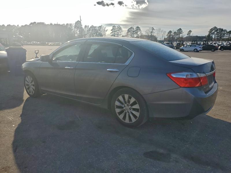 Photo 2 from auction – 2015 HONDA ACCORD EX with VIN 1HGCR2F70FA232492
