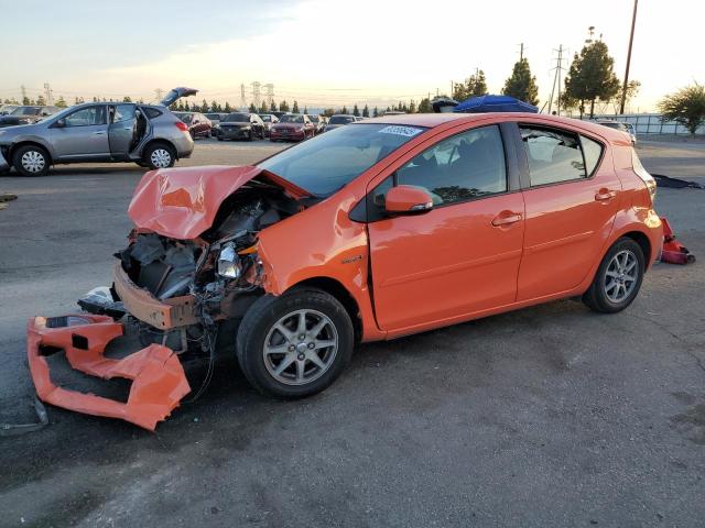 TOYOTA PRIUS C 2013 with VIN JTDKDTB31D1031568 - Photo from auction
