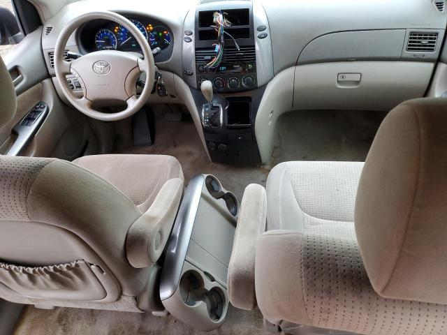 Photo 8 from auction – 2010 TOYOTA SIENNA CE with VIN 5TDKK4CC7AS329289