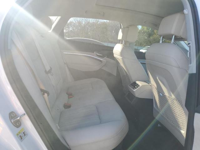 Photo 11 from auction – 2019 AUDI E-TRON PRE with VIN WA1VABGEXKB011296