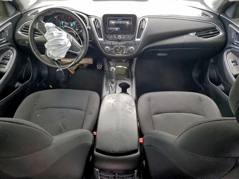 Photo 8 from auction – 2016 CHEVROLET MALIBU LT with VIN 1G1ZE5ST4GF340426
