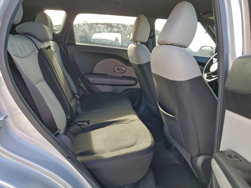 Foto 11 de la subasta – 2014 KIA SOUL con VIN KNDJN2A26E7713355