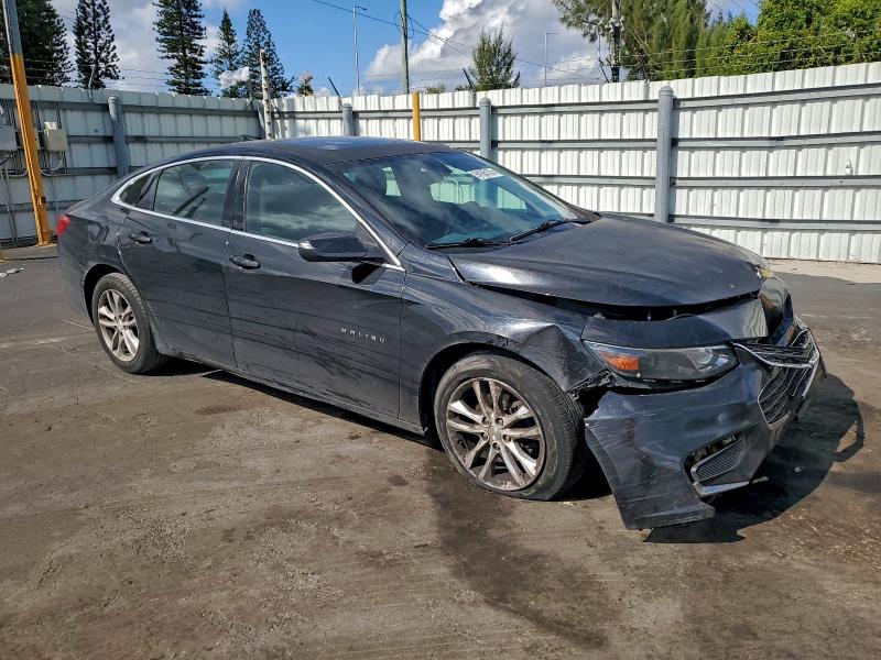 Photo 4 from auction – 2018 CHEVROLET MALIBU with VIN 1G1ZD5ST7JF153742