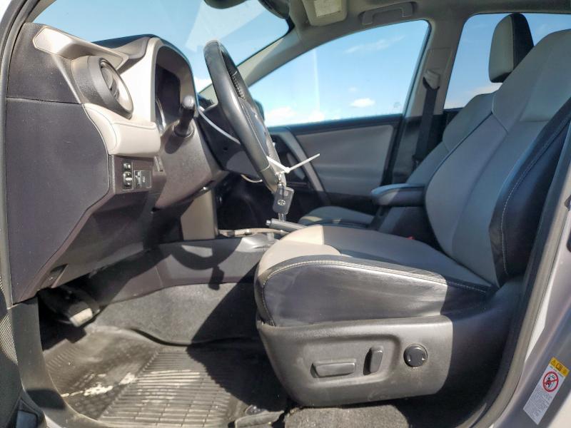 Photo 7 from auction – 2018 TOYOTA RAV4 with VIN 2T3YFREV8JW480991