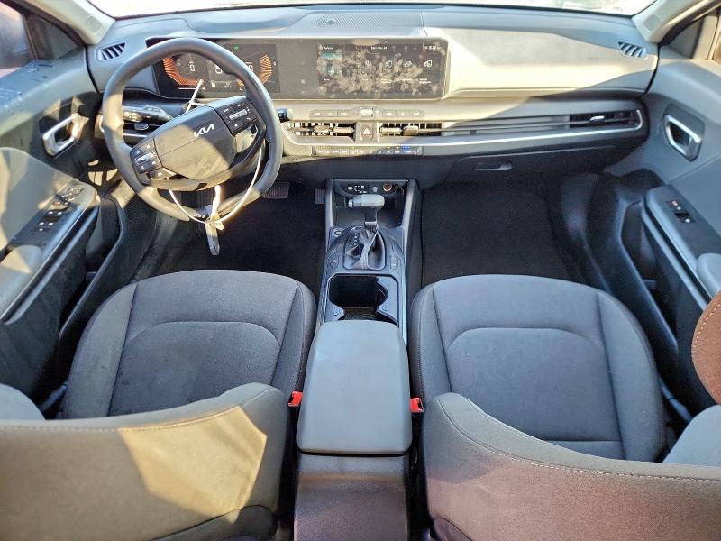 Photo 8 from auction – 2025 KIA K4 LX with VIN 3KPFT4DE0SE095863