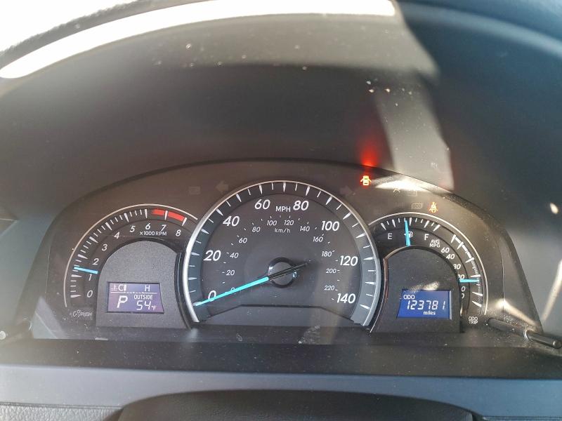 Photo 9 from auction – 2015 TOYOTA CAMRY with VIN 4T1BF1FK4FU070829