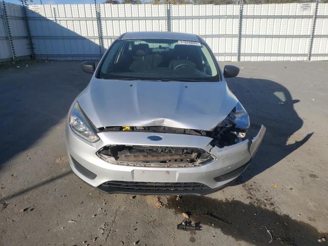 Photo 5 from auction – 2015 FORD FOCUS S with VIN 1FADP3E28FL300780