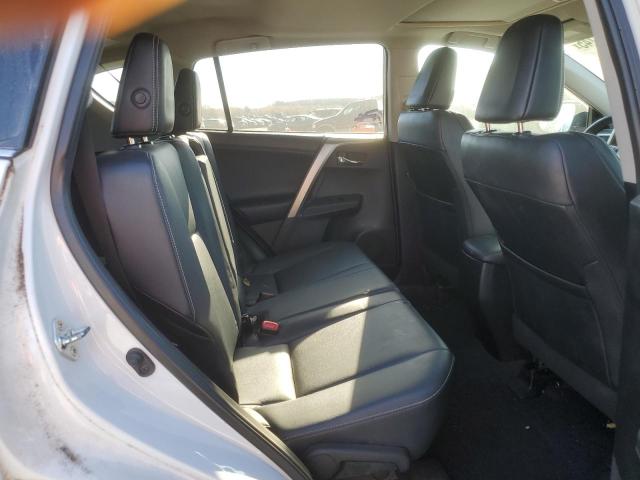 Photo 11 from auction – 2015 TOYOTA RAV4 LIMIT with VIN 2T3DFREV6FW317147