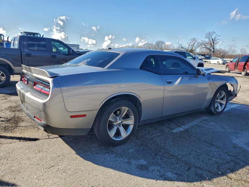 Photo 3 from auction – 2016 DODGE CHALLENGER with VIN 2C3CDZAG0GH344651