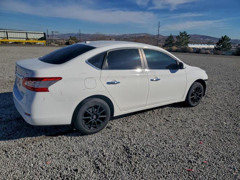 Photo 3 from auction – 2015 NISSAN SENTRA S with VIN 3N1AB7AP0FL631073