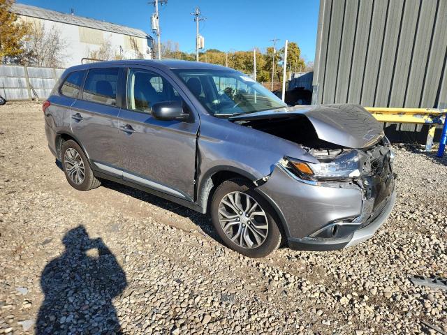 Photo 4 from auction – 2018 MITSUBISHI OUTLANDER with VIN JA4AZ3A31JZ059263