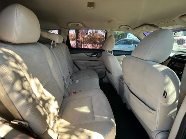 Photo 6 from auction – 2016 NISSAN ROGUE S with VIN KNMAT2MT0GP641064