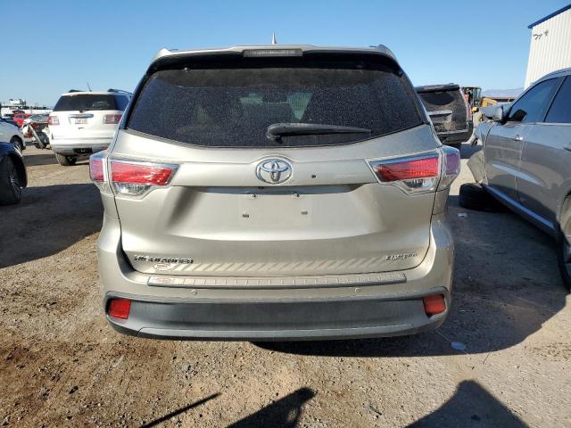 Photo 6 from auction – 2015 TOYOTA HIGHLANDER with VIN 5TDYKRFHXFS069234