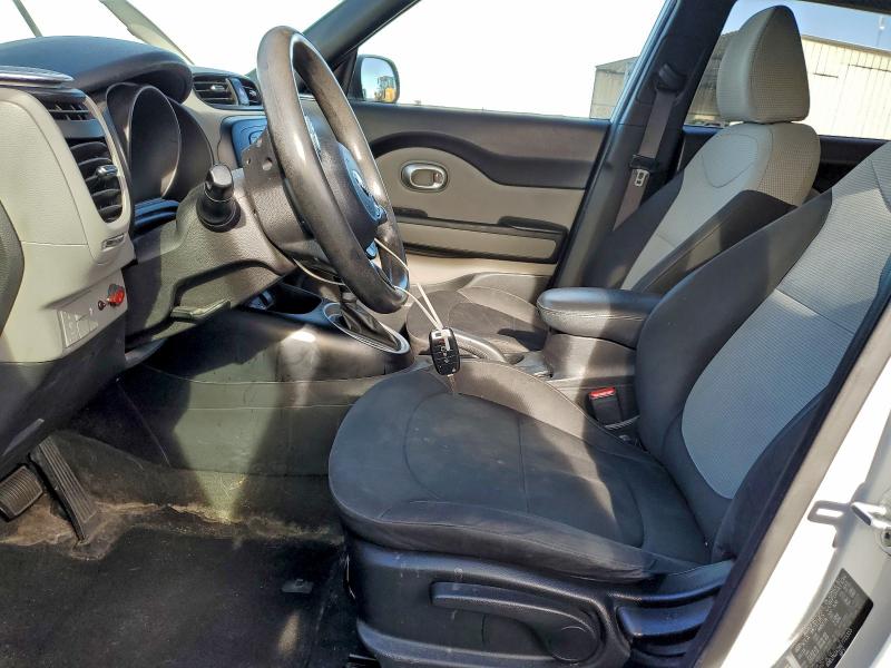 Foto 7 de la subasta – 2014 KIA SOUL con VIN KNDJN2A26E7713355
