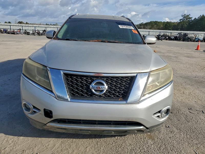 Photo 5 from auction – 2015 NISSAN PATHFINDER with VIN 5N1AR2MN0FC621740