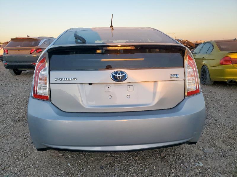 Photo 6 from auction – 2015 TOYOTA PRIUS with VIN JTDKN3DU3F0418716