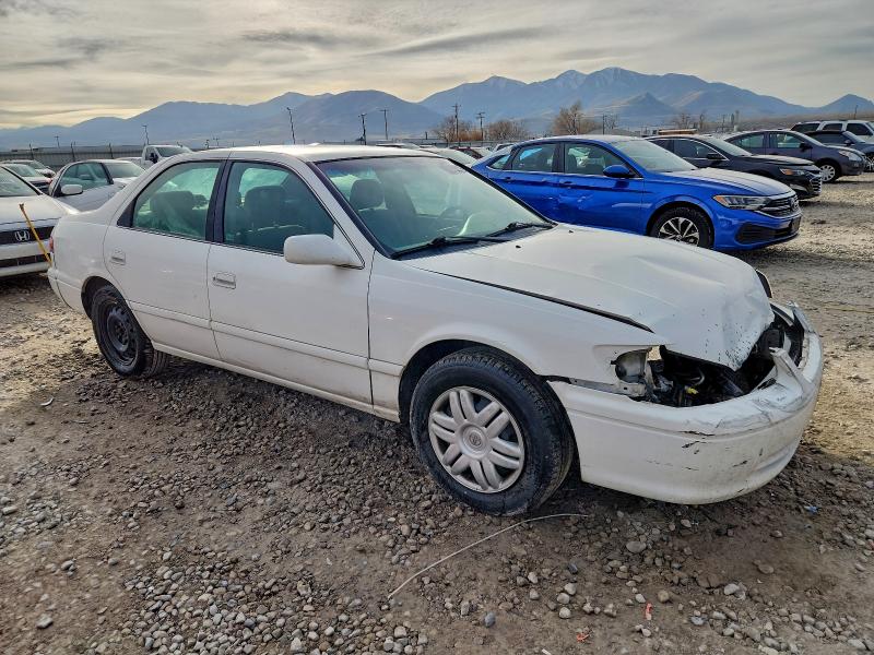 Photo 4 from auction – 2000 TOYOTA CAMRY CE with VIN 4T1BG22K3YU956460